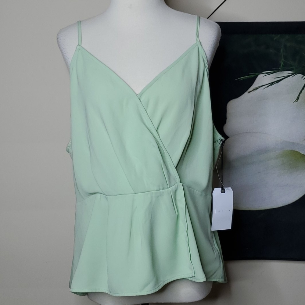 NWT Leith Spaghetti Strap V Neck Peplum Blouse